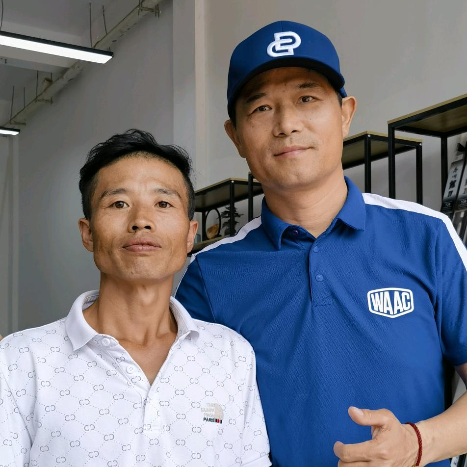 贵州陈师父外墙水包砂访石漆