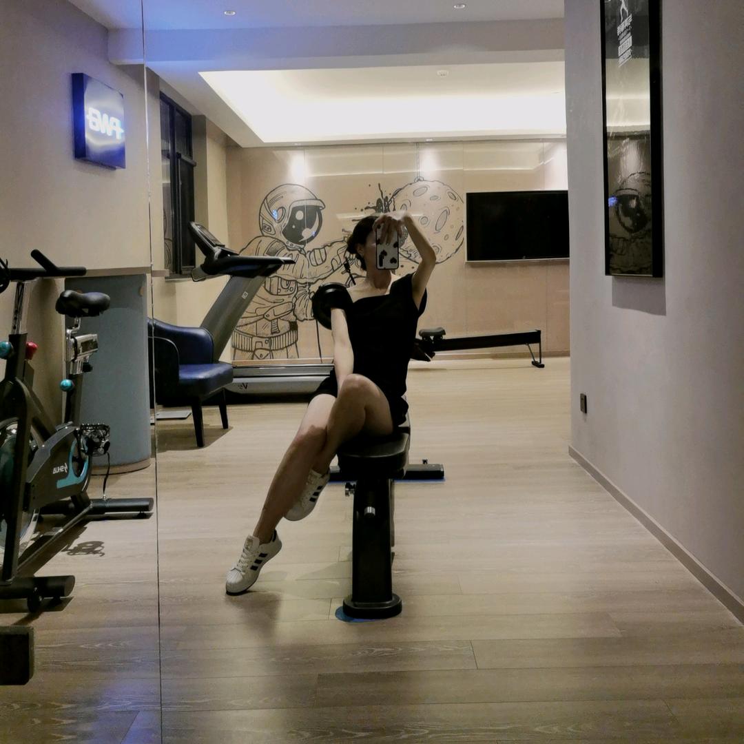 _う💋锦鲤小富婆