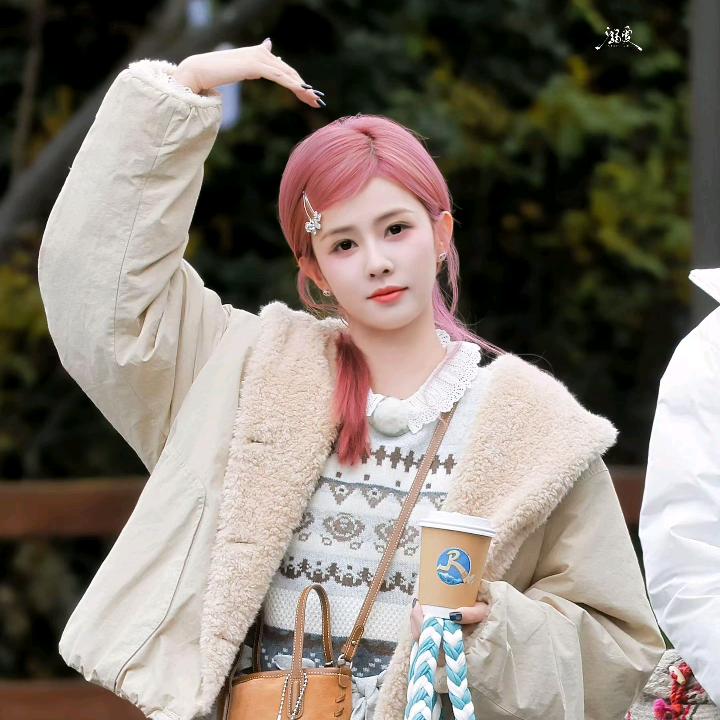 白鹿的小跟班🍓