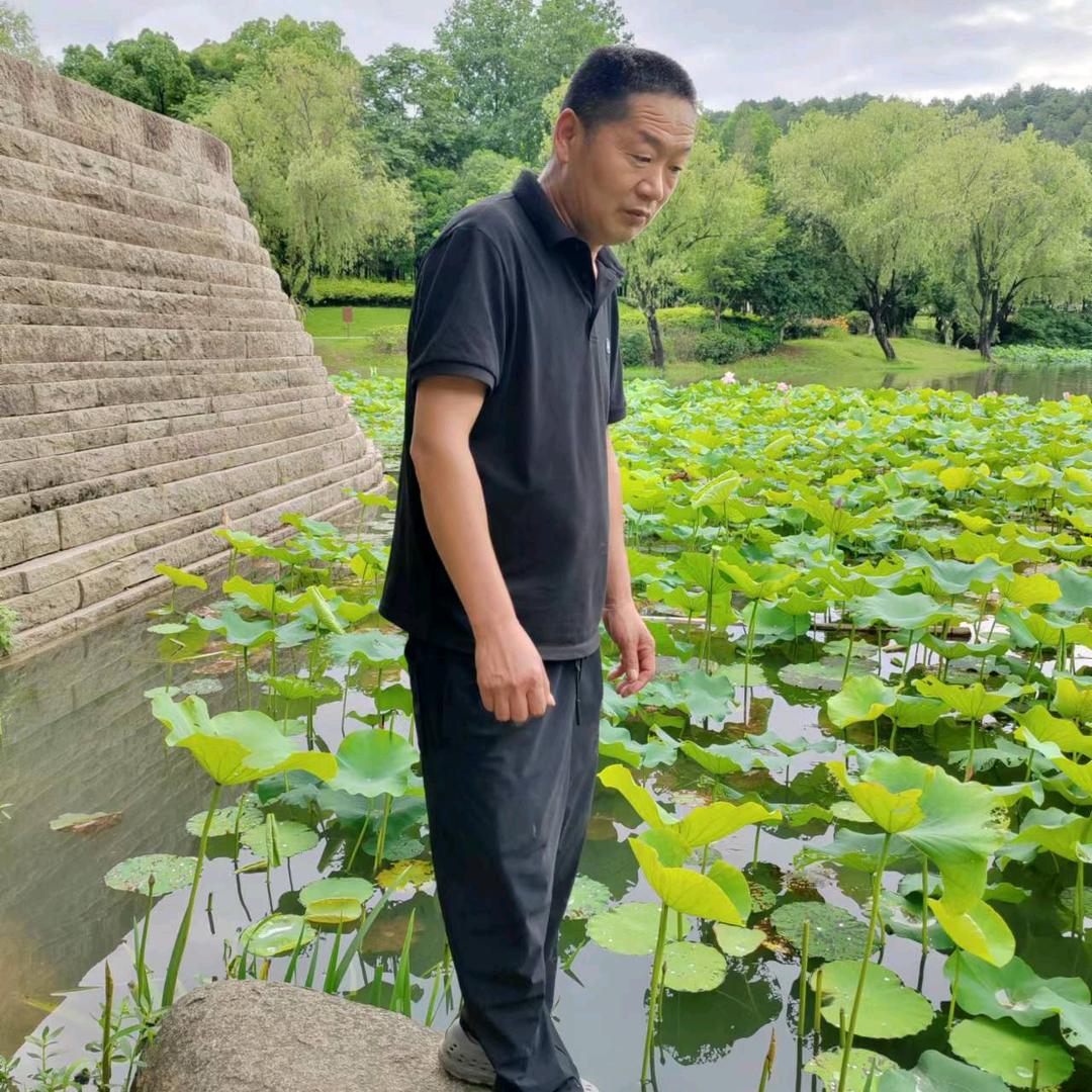 用户2319253032006邓士华