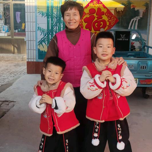 珍惜今生（穆修洪