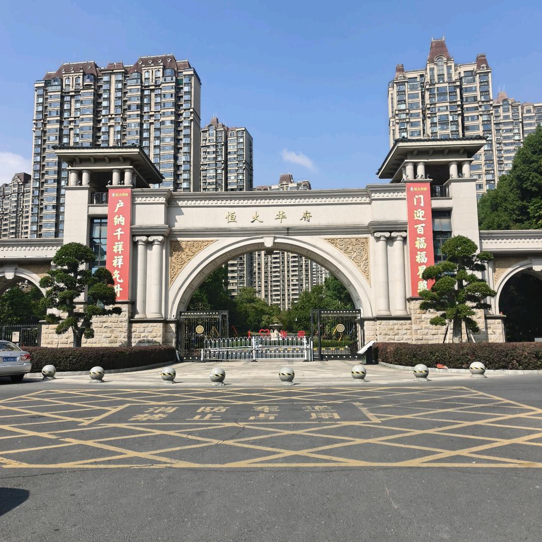 常德八年初中教师杨老师