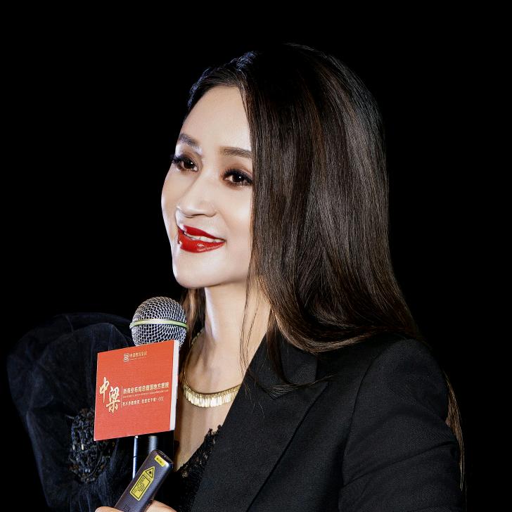 梁芯语聊商业
