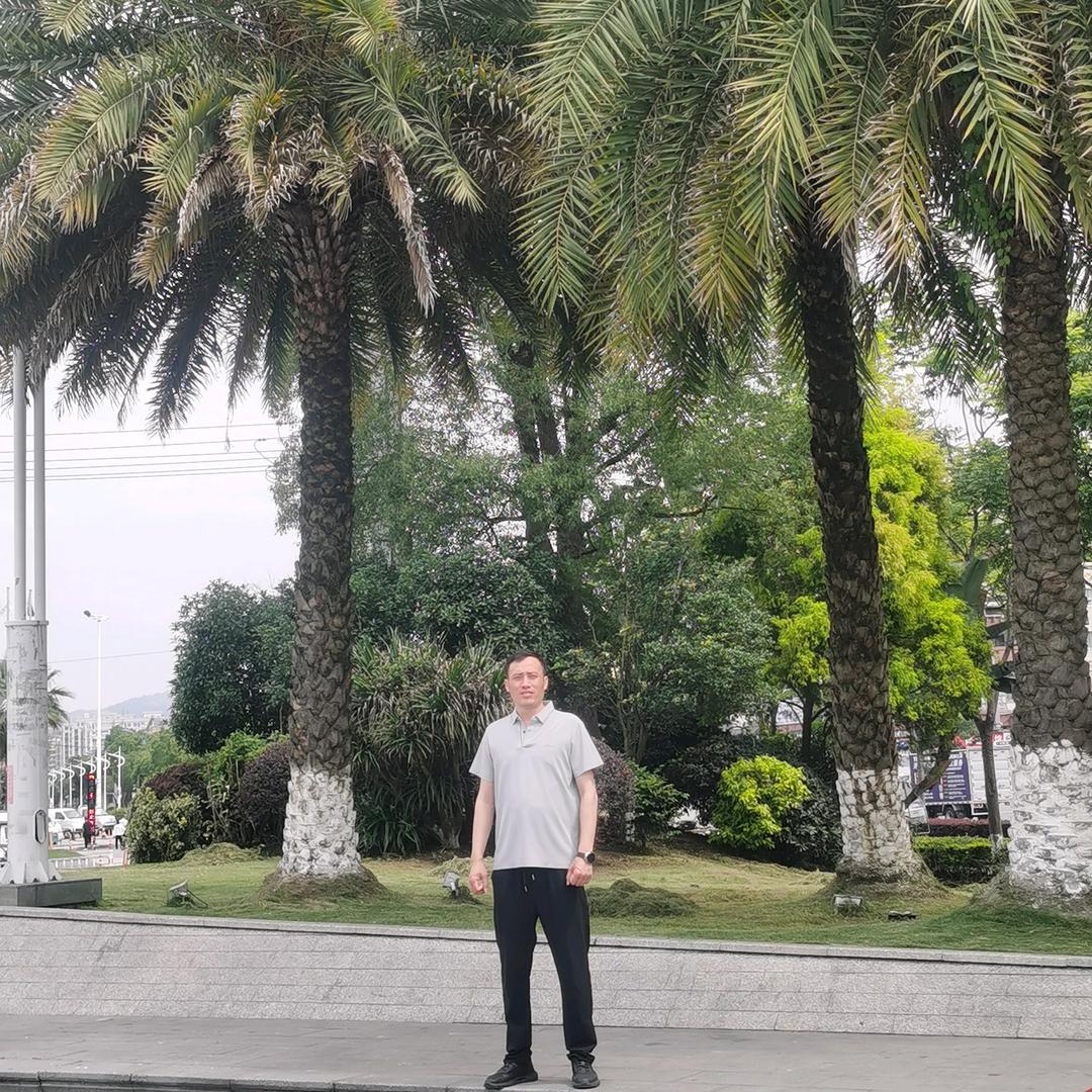 同心门业防盗门大库批发中心