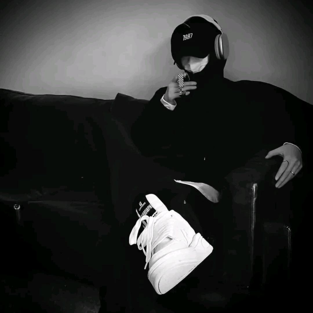 壹号公馆-小江（长期招人）