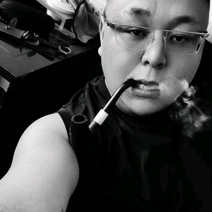 王  旗