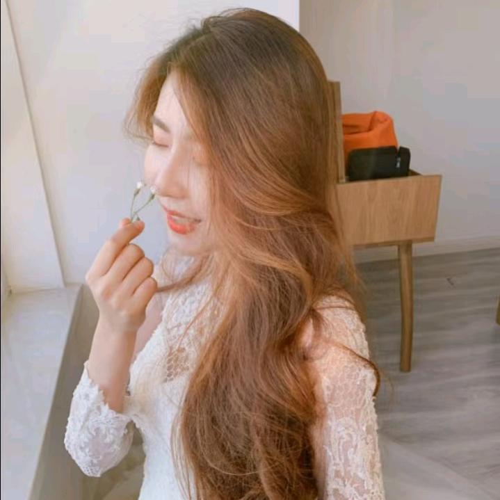 潘潘绘梨衣.赤炙