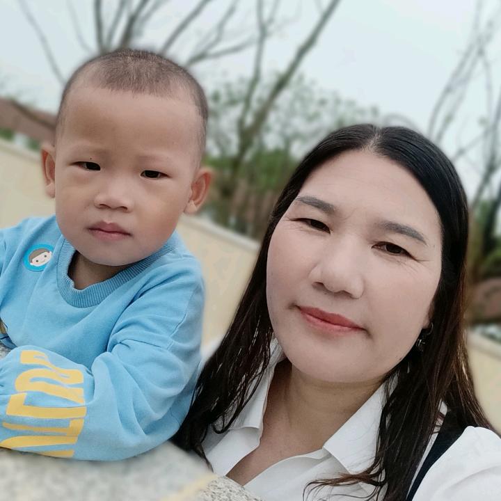 我和孙子心想事成万事如意