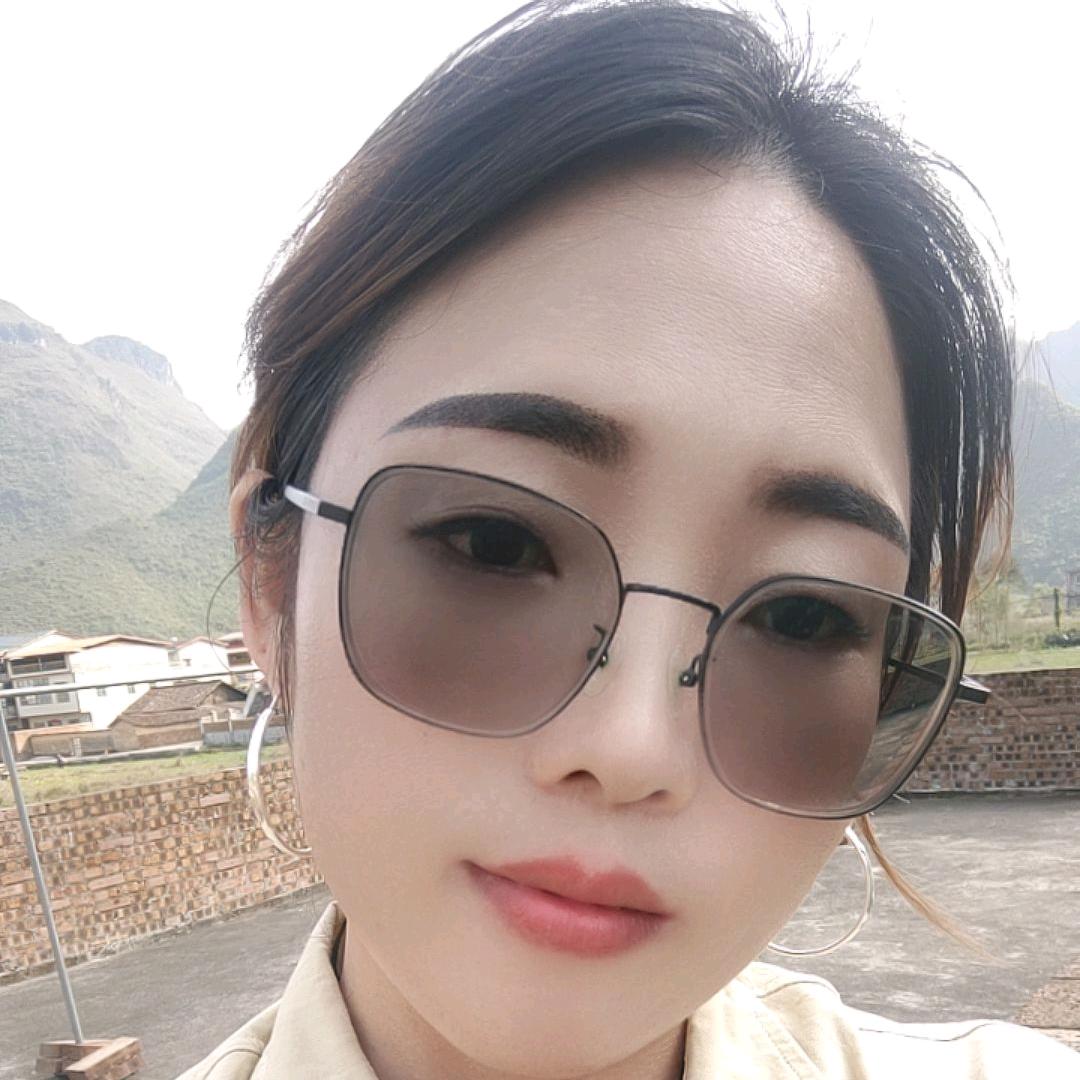 @@钟小小