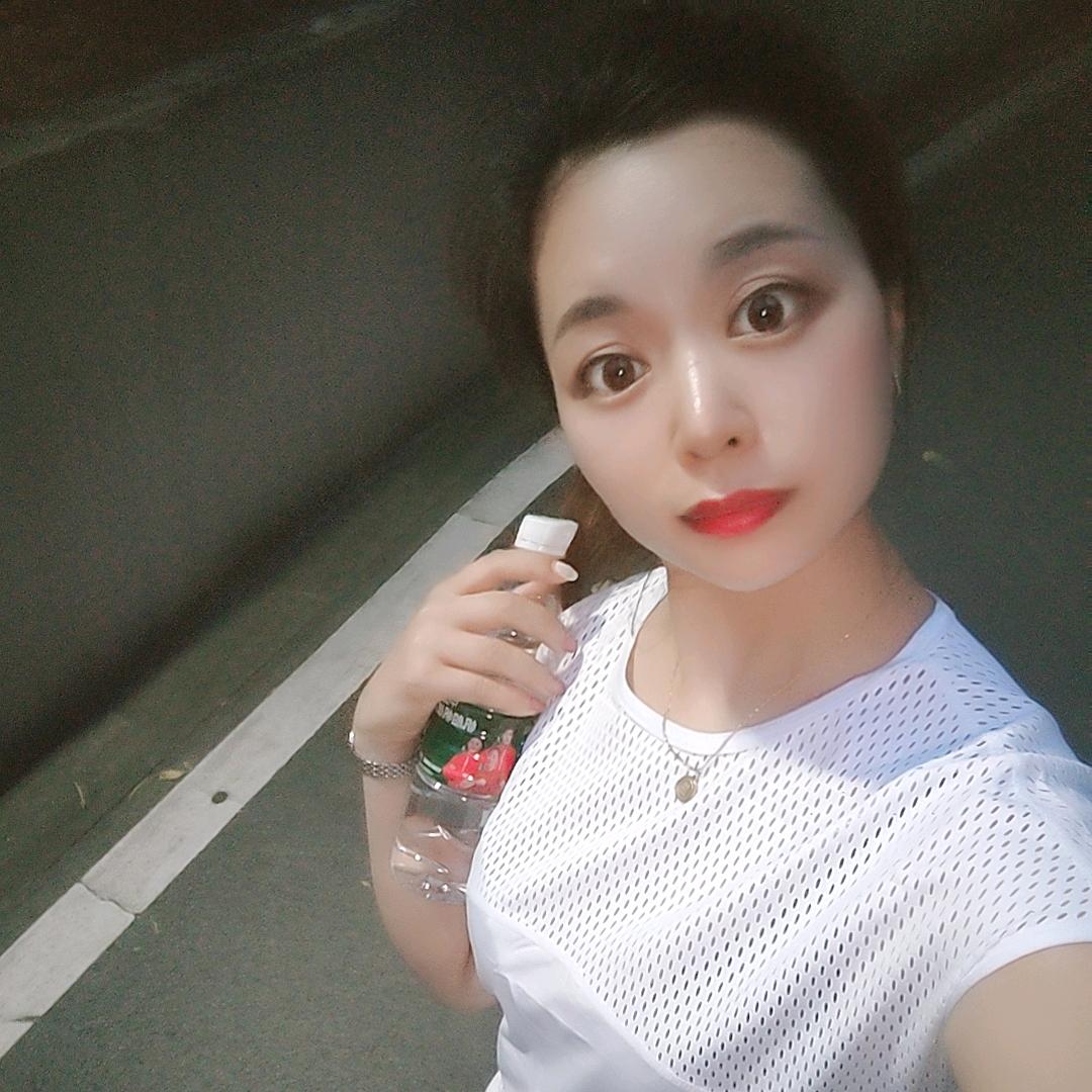 芦卫钊