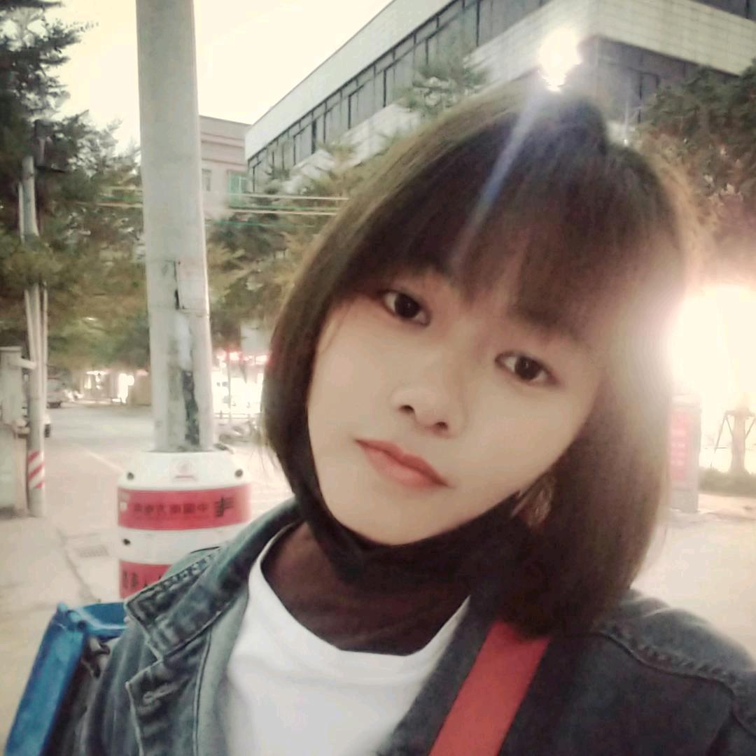 ٩(๛ 一瞬间˘ ³˘)۶♥