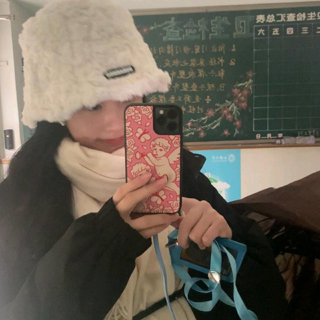 小曾爱吃烤红薯头像