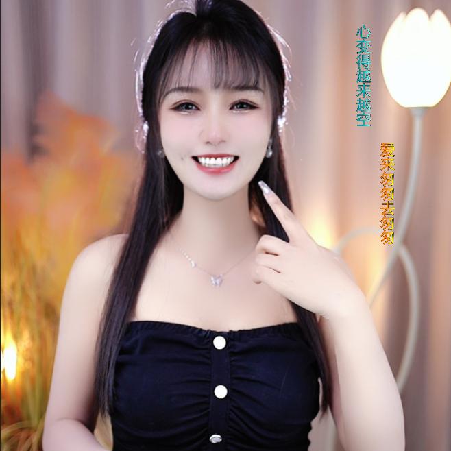 小群群有酒窝🎤
