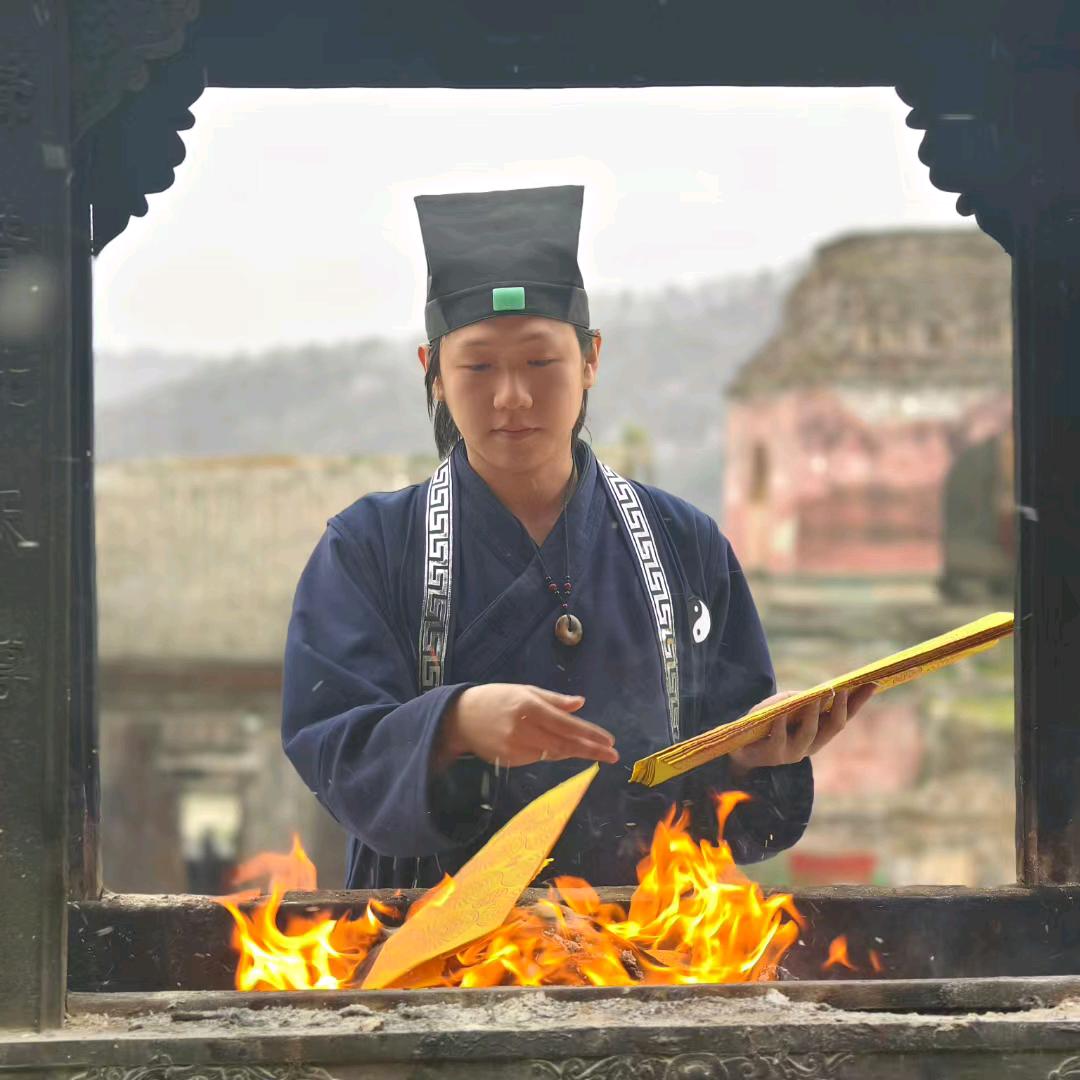 机车小师兄(微振)