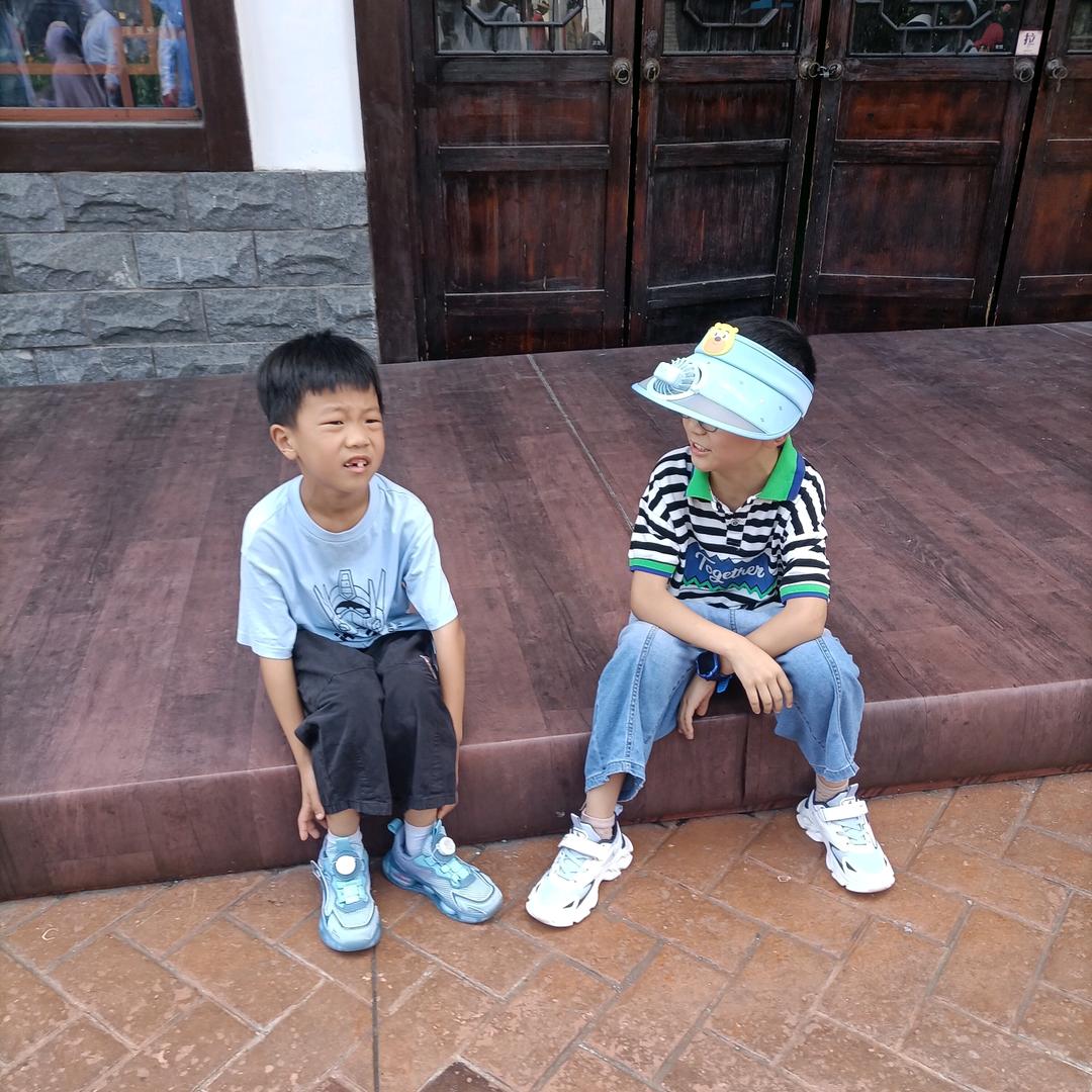 兜李有唐