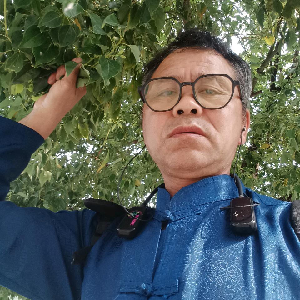 汤哥《山歌》情歌新人首播不定时间直播了。