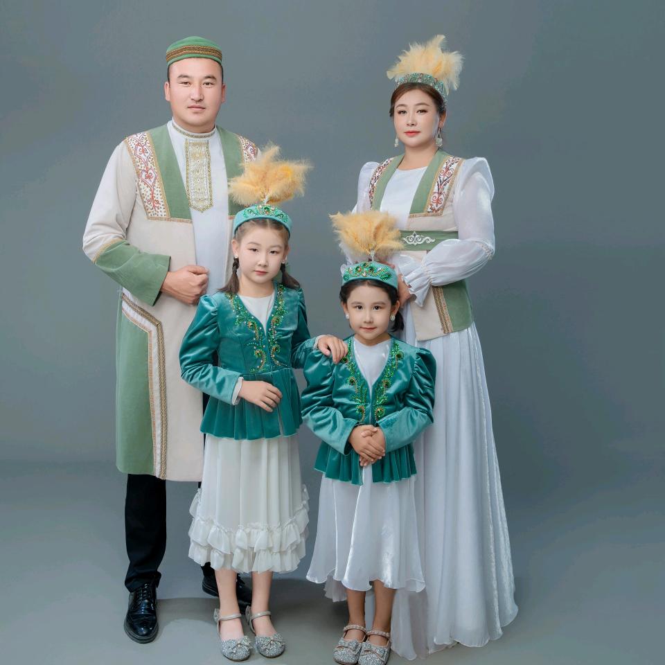azya