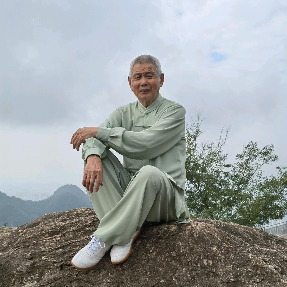 李谦荣