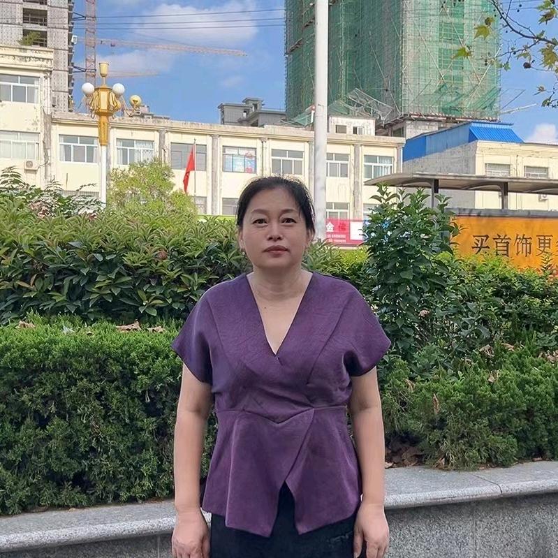 曾红，曹县意中人