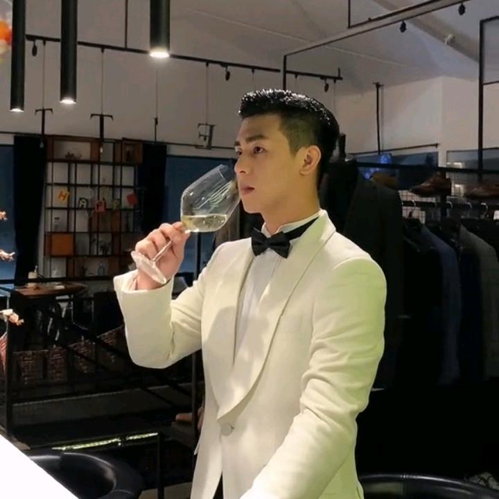 傲饰定制_始于1956