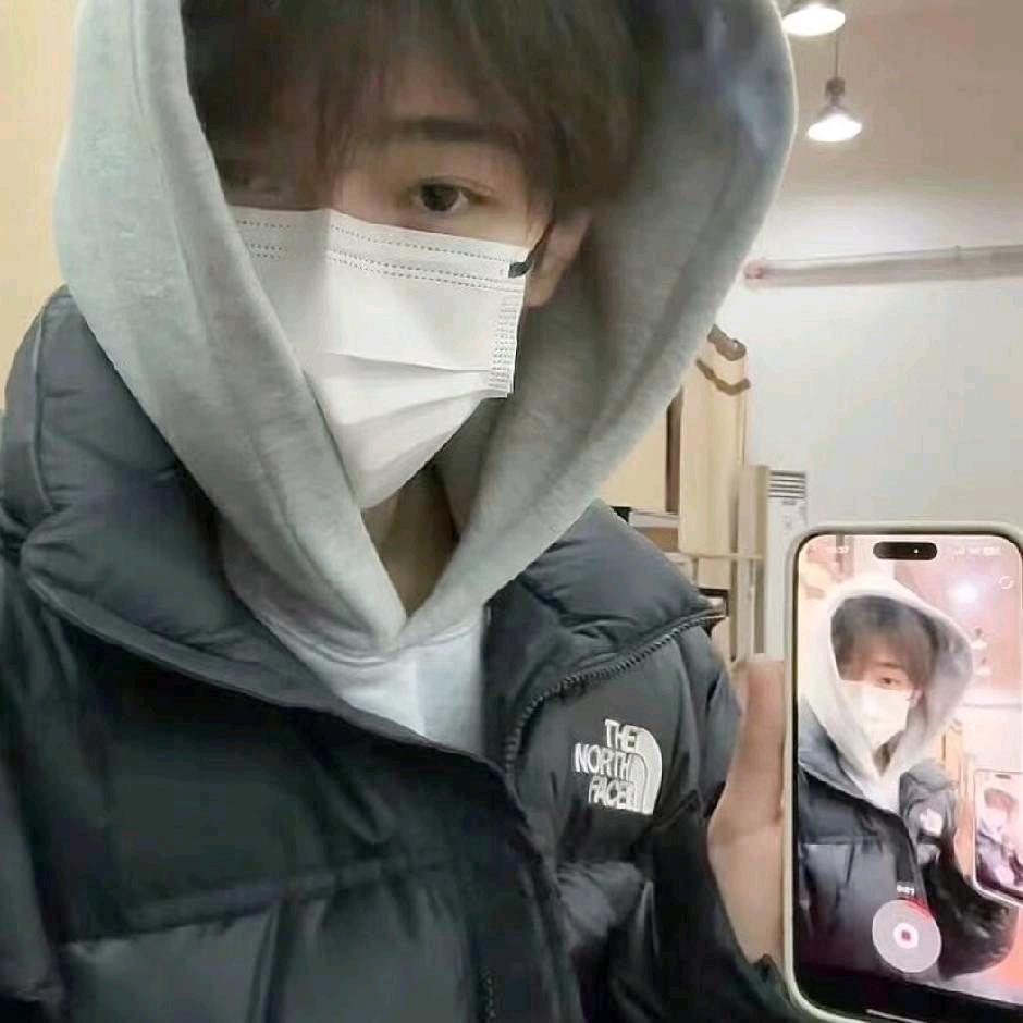 178宇宙无敌霹雳旋转超级超级大帅哥一枚