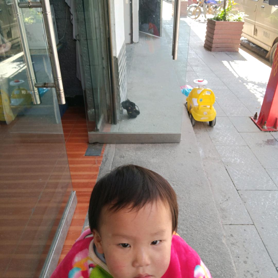风味小吃店
