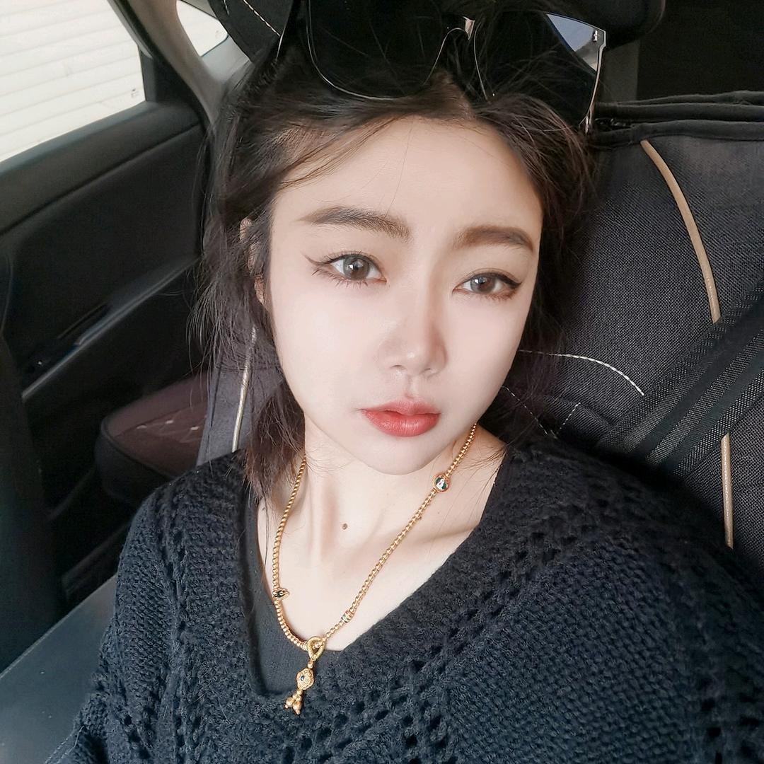 ᥫᩣ༚° ♭ǎ♭у