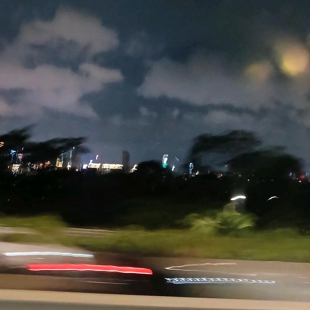 嚎