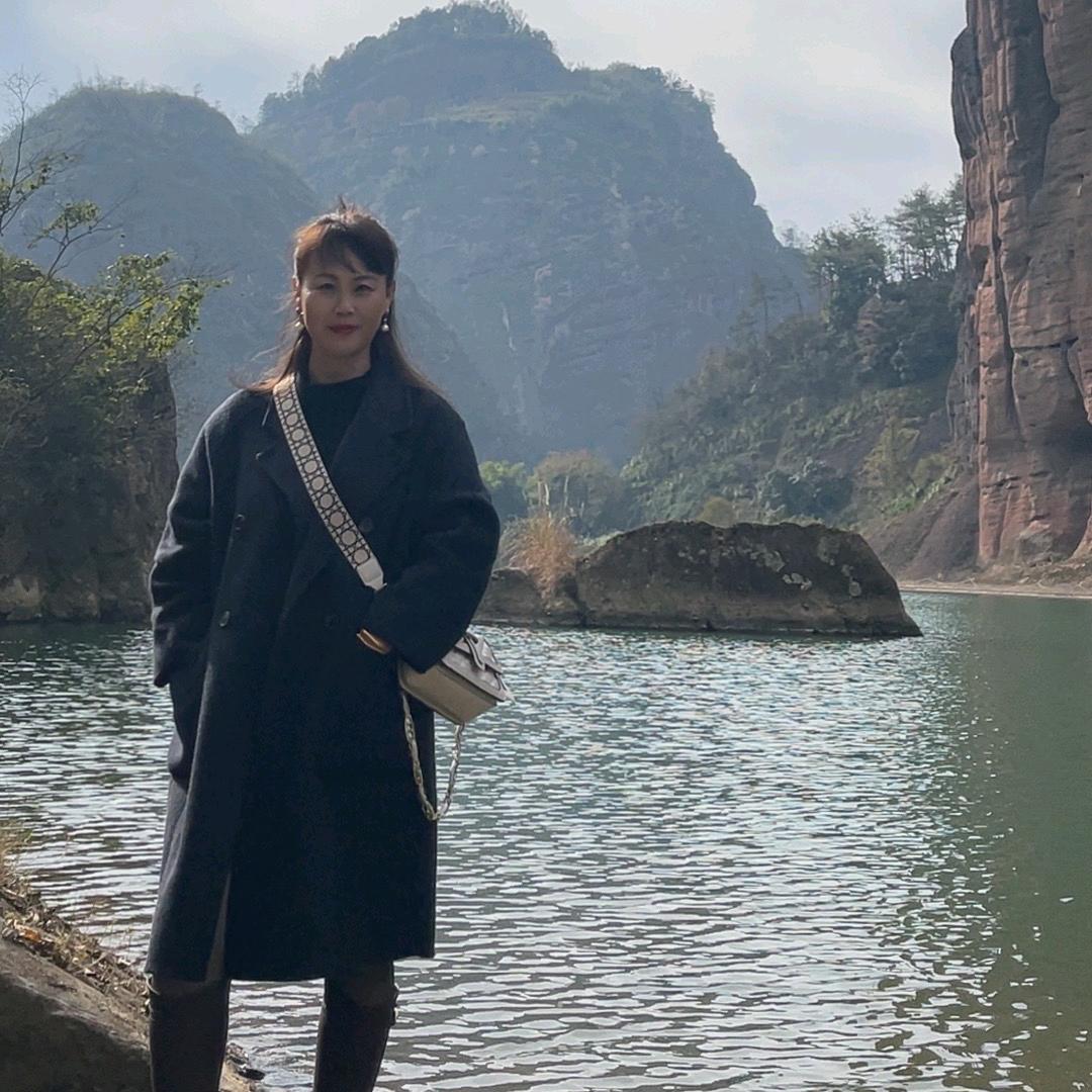 飘渺的尘埃