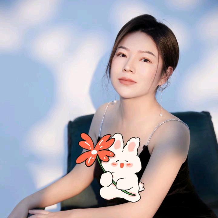 女王🍷周周小号
