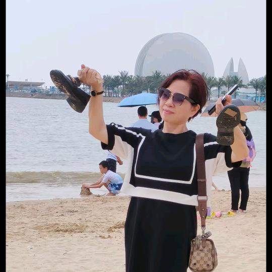兰宝吖