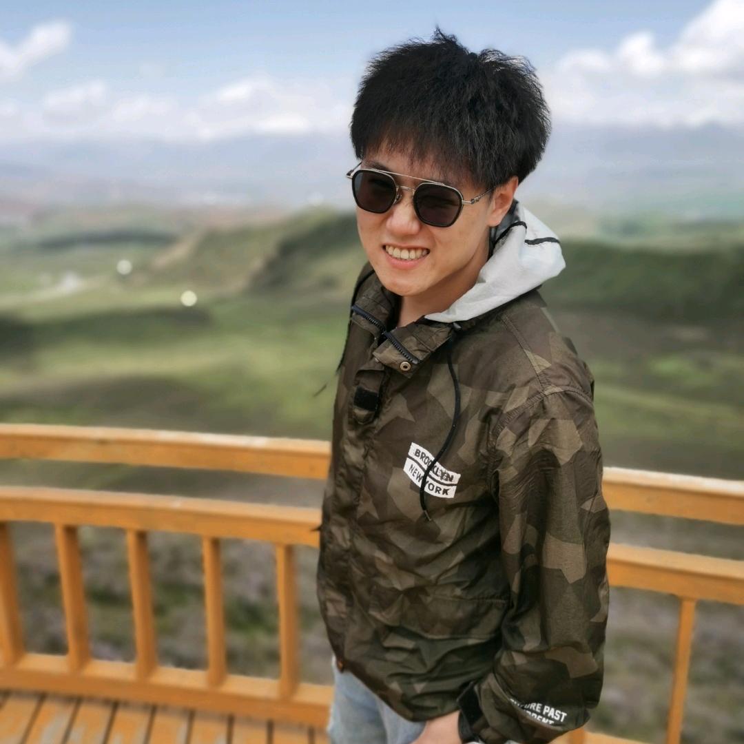 爱开车的基某人