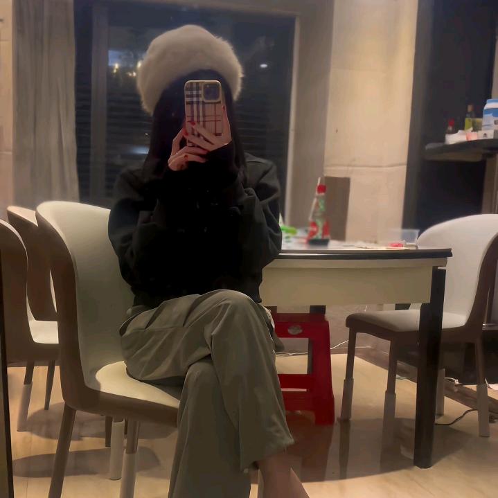 小萌妹