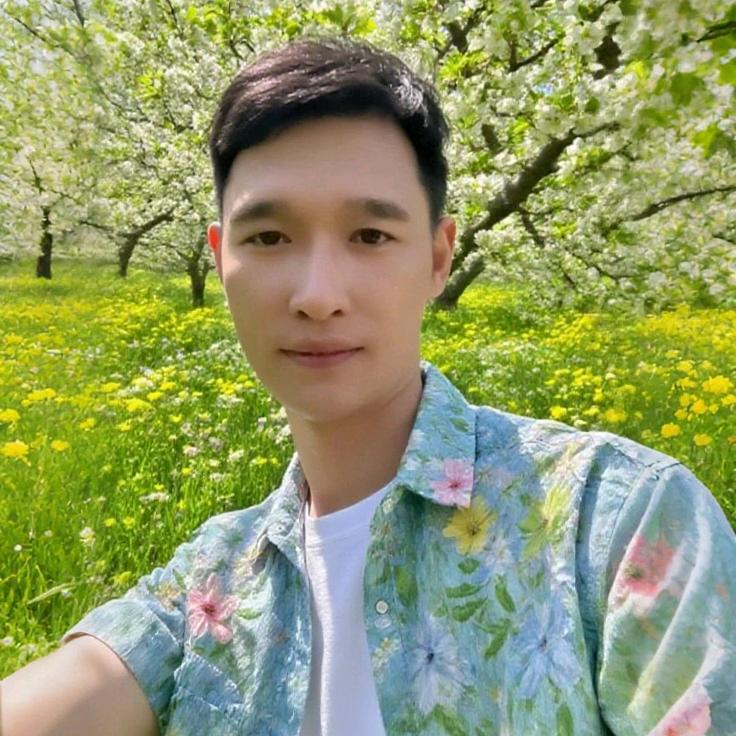 卫了你💕浴见你