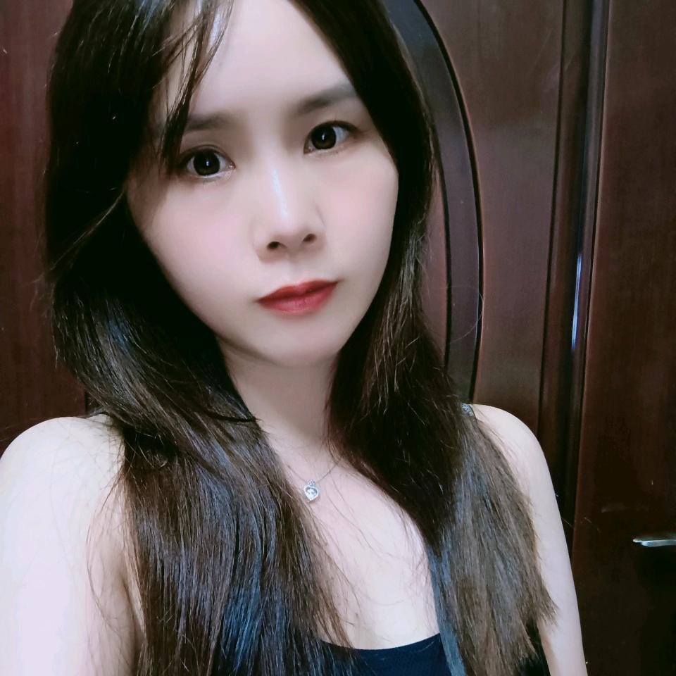 女主角《求守护》