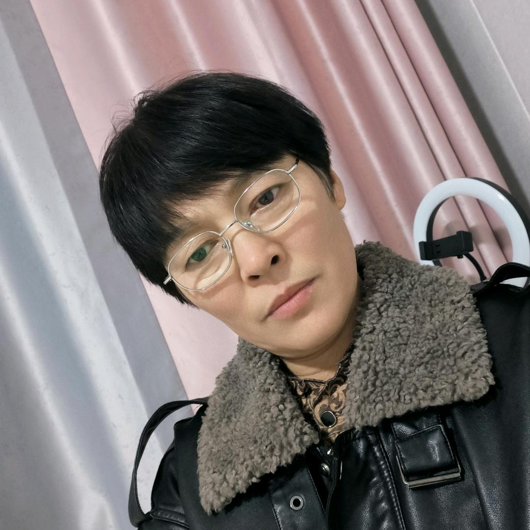 梅子《姐》