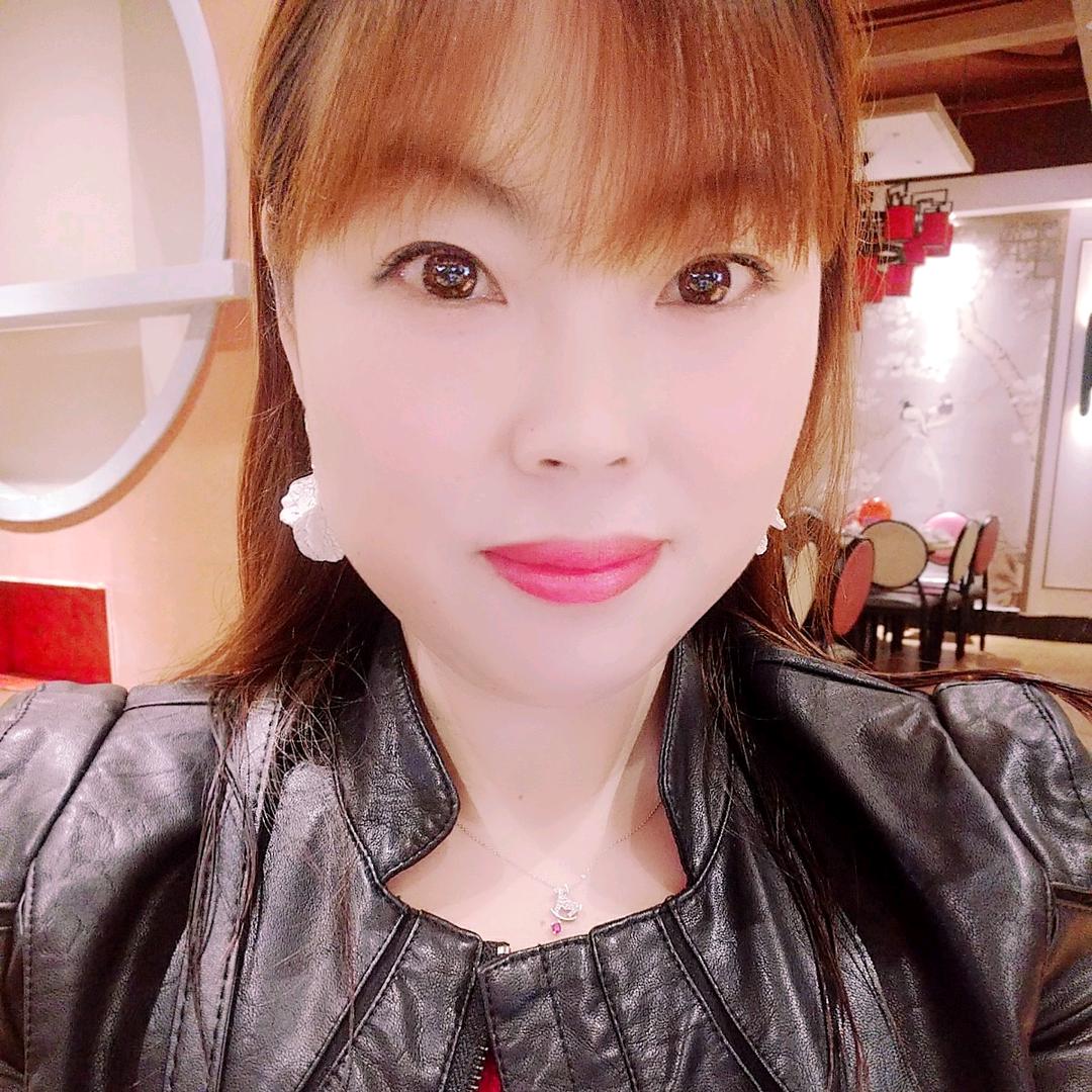 只喝烈酒不谈往事