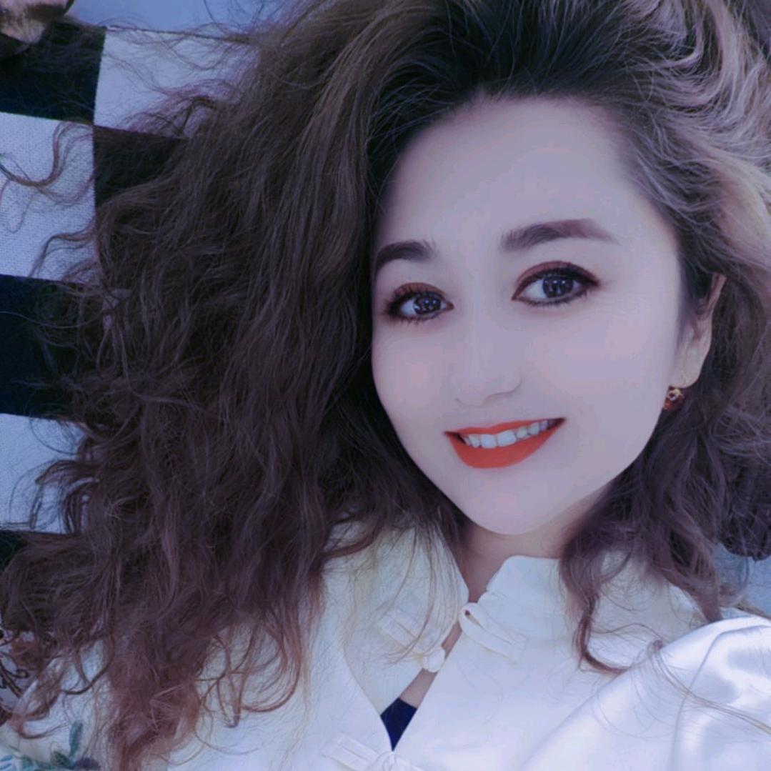 Zumrat服装店