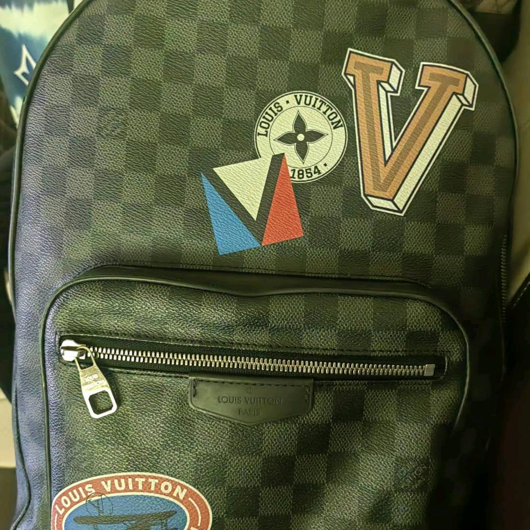 Lv