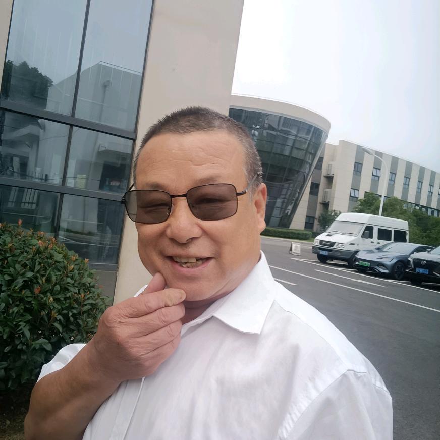 手机用户海岸日出