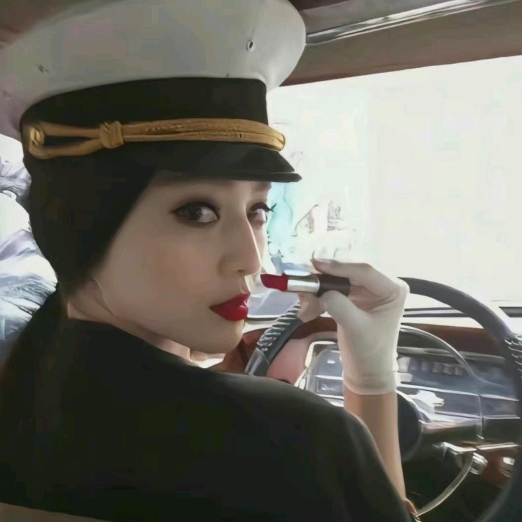 冷艳小妈不洗澡