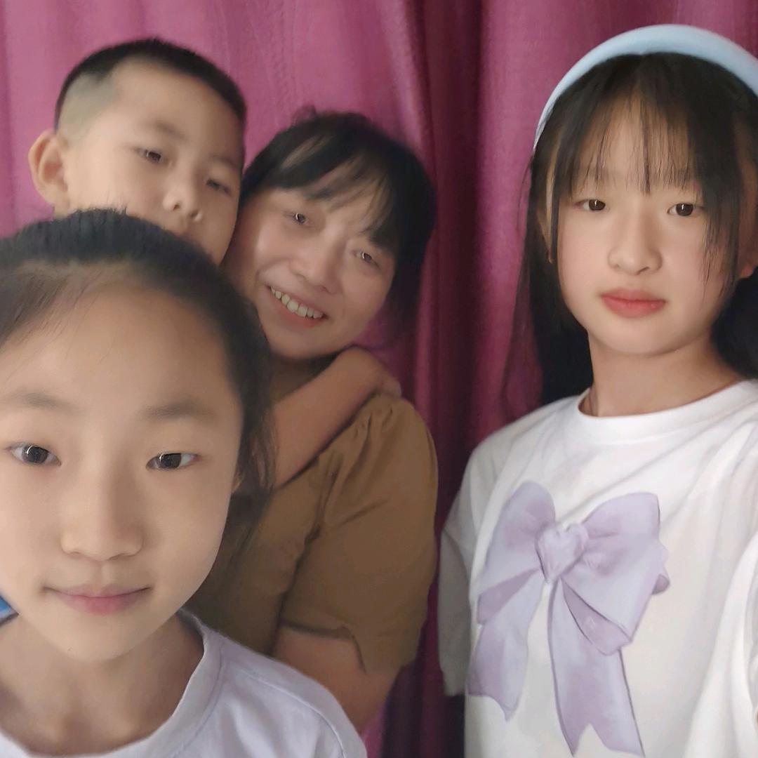 三个孙子的奶奶