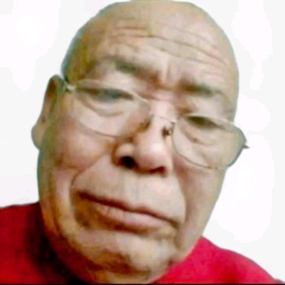 已是悬崖百丈冰