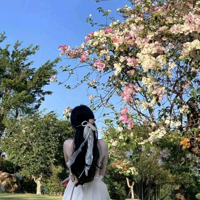 善良滴小花