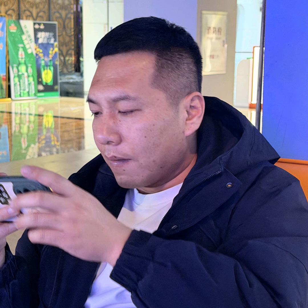😍李先生