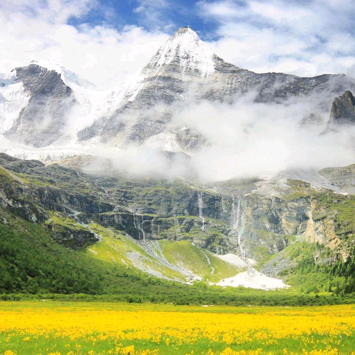 郧西县饮誉此百货店