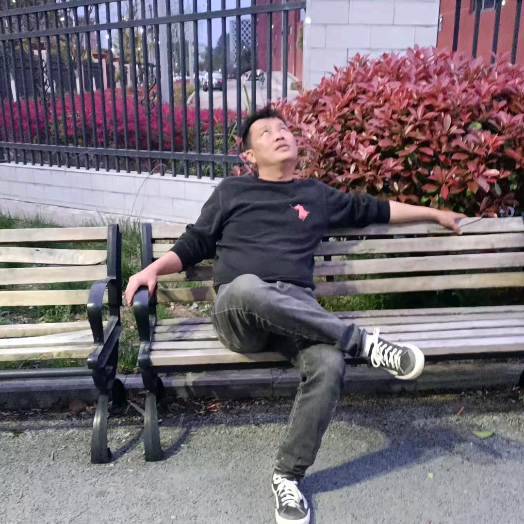 老莫