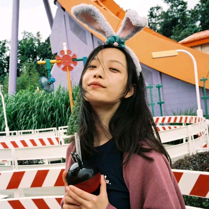 爱财的小公主👸