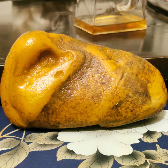 有很多不太正经的石头