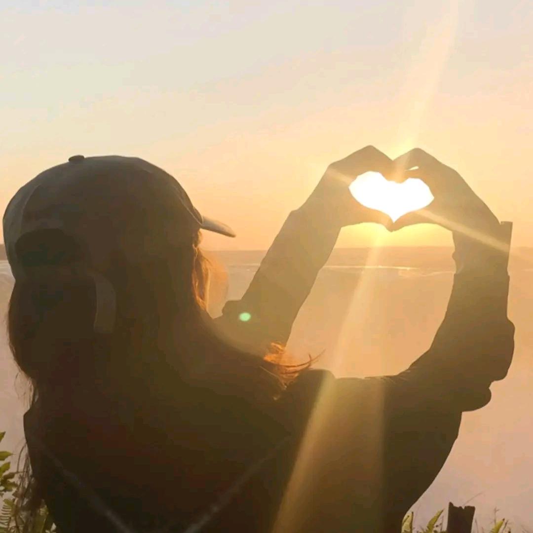 ℋღ᭄守我所爱🍒᭄💞࿐